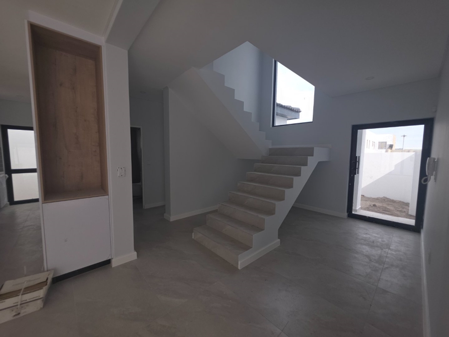 4 Bedroom Property for Sale in Sandown Western Cape